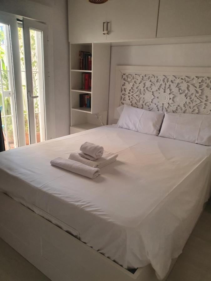 Beautiful Apartment With Terrace San Basilio Seville Exterior photo